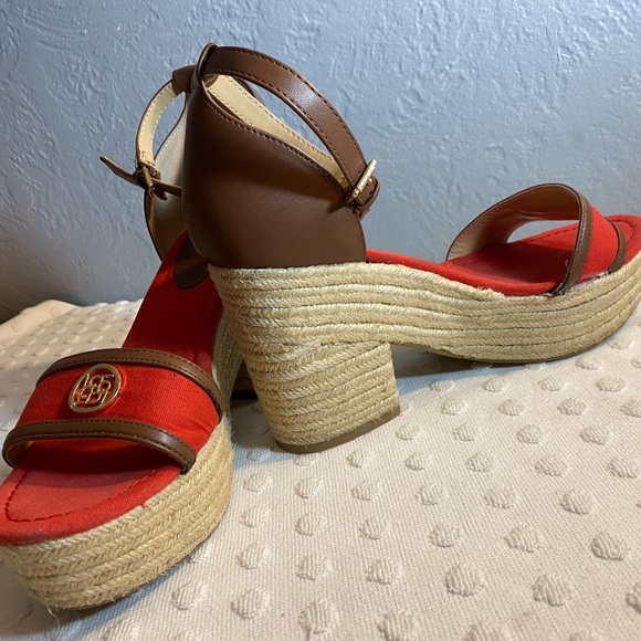 Liz CLAIBORNE MADDIE Women’s Red Espadrille Chunky Heel Shoes - Picture 12 of 16